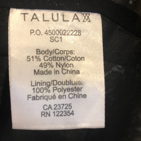 Aritizia Talulah Lace Overlay T-Shirt Medium - Picture 7 of 11